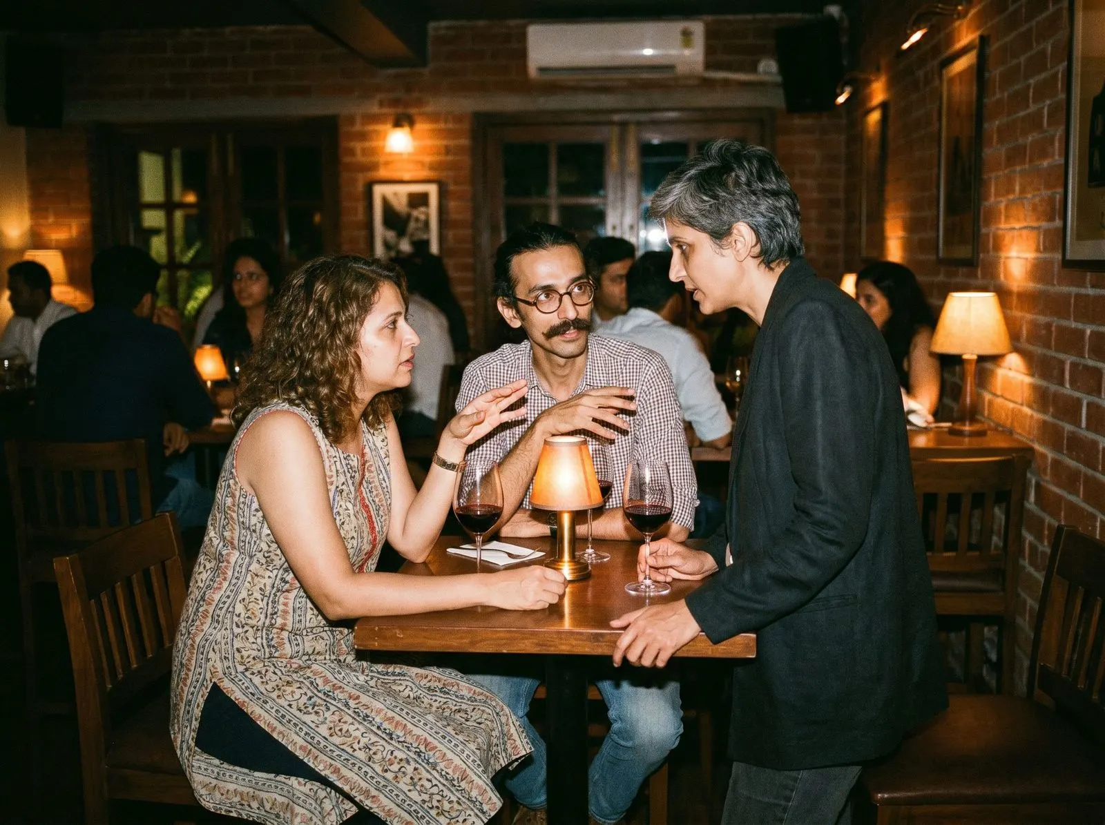 R., 34, Jubilee Hills — oddtables member